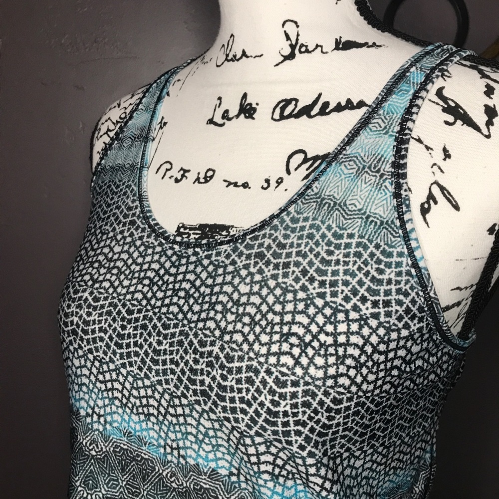 🔥3/$20🔥 prAna W’s Workout Tank Top - Picture 2 of 9